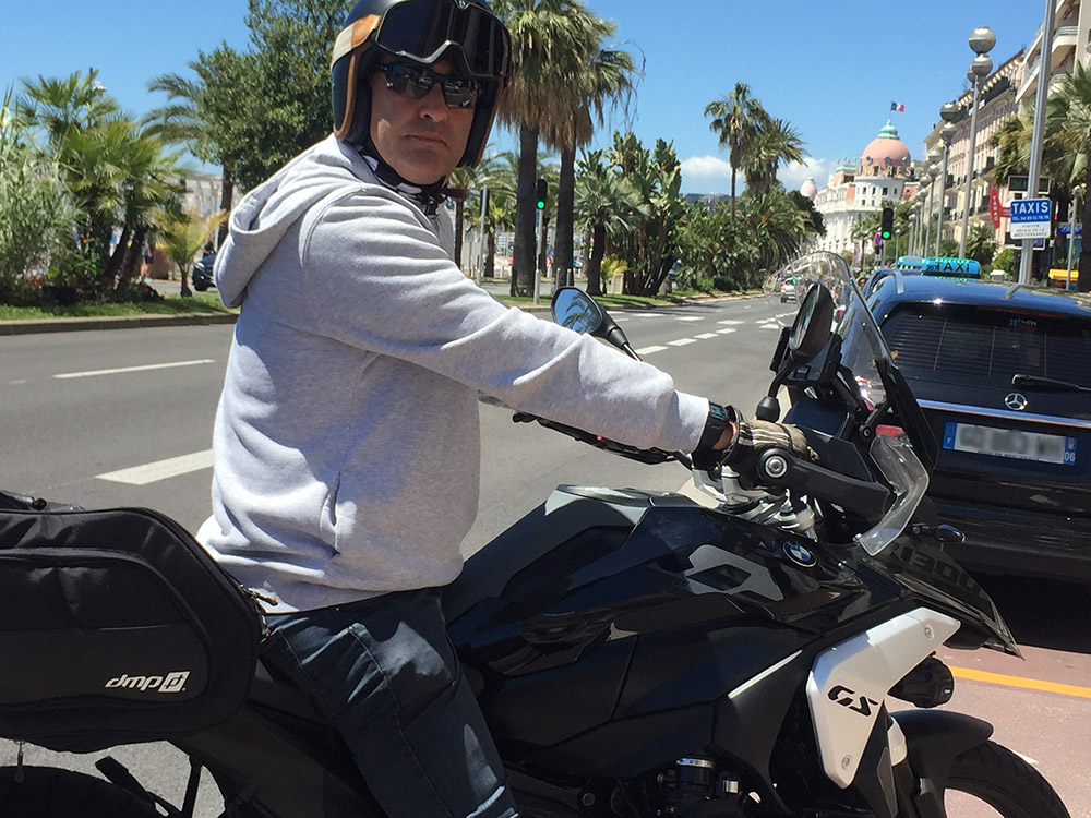 Moto Location Cannes