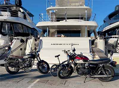 Location moto port Canto Cannes
