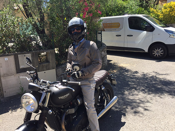 Rent a Triumph Street Twin Cannes