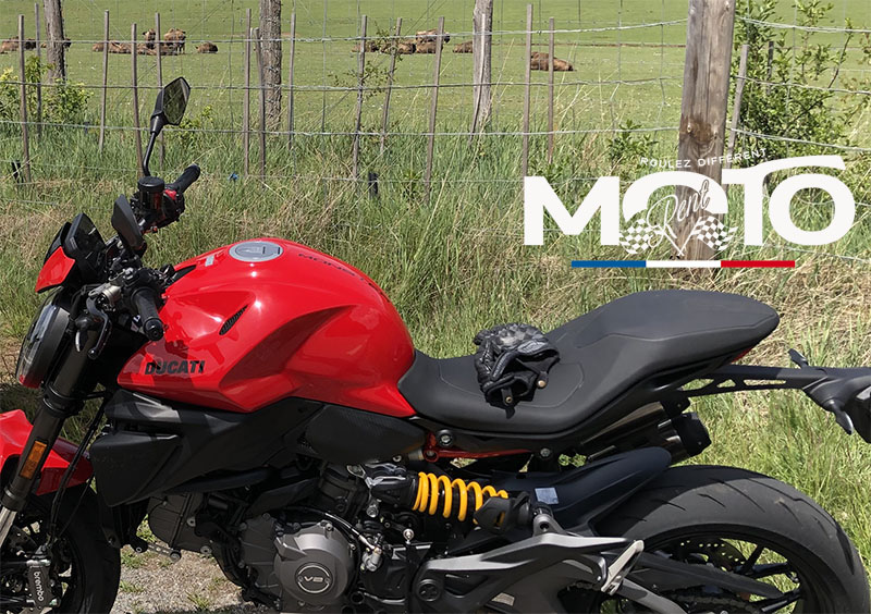 Best moto rentals Cannes